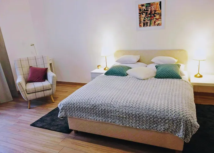 Sedaki Apartments In The Center Of Zagreb